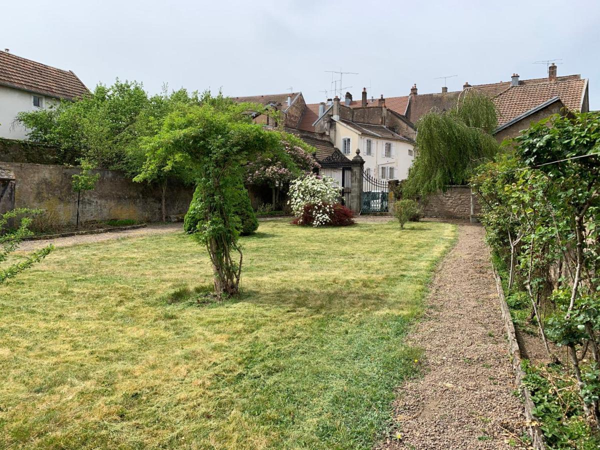 Les Jardins D'Elise, Calme Et Verdure A Lure لور المظهر الخارجي الصورة